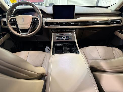 Used 2021 Lincoln Aviator Reserve w/ Equipment Group 201A image 23