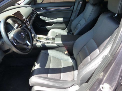 Used 2020 Honda Accord Sport image 19
