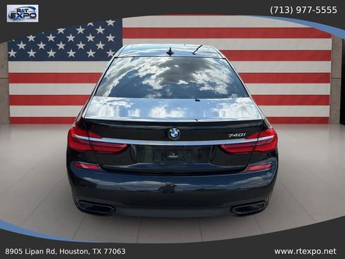 Used 2018 BMW 740i RWD image 9