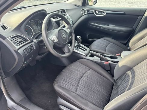 Used 2017 Nissan Sentra SV FWD image 11