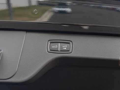 New 2026 Porsche Macan GTS Electric AWD/4WD image 34