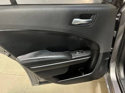 Used 2021 Dodge Charger SXT w/ Leather Interior Group RWD image 31