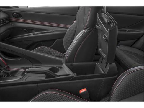 Certified 2025 Hyundai Elantra N Line FWD image 17