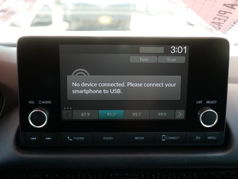 Used 2025 Honda HR-V LX image 30