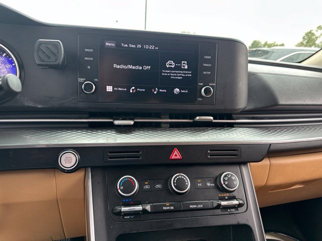 Used 2023 Kia Carnival LX FWD image 10