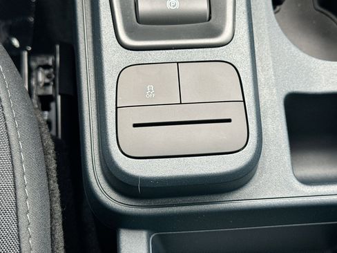 New 2026 Ford Maverick XL image 28