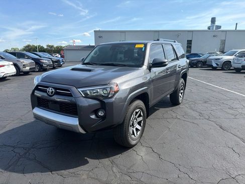 Used 2023 Toyota 4Runner TRD Off-Road Premium w/ Off Road Premium Plus Package AWD/4WD image 2