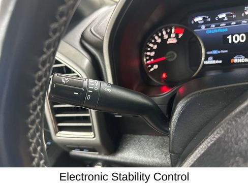 Used 2019 Ford F150 Raptor w/ Equipment Group 802A Luxury AWD/4WD image 38