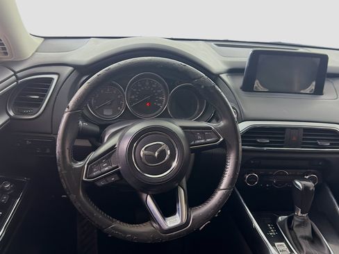 Used 2017 MAZDA CX-9 Touring FWD image 17