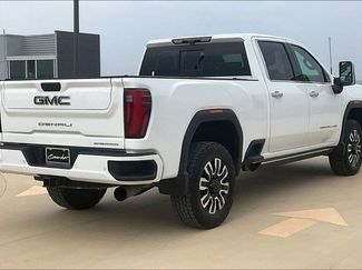 Used 2024 GMC Sierra 2500 Denali Ultimate video 2