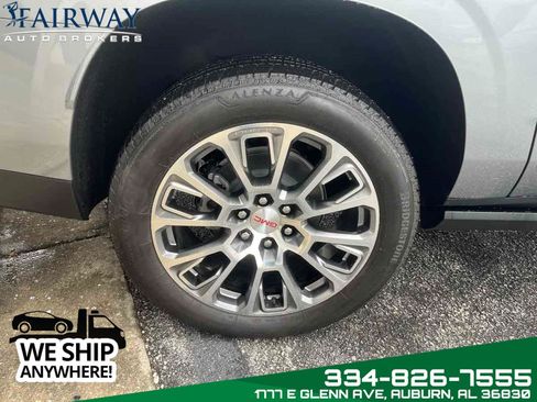 Used 2025 GMC Yukon XL Denali w/ Denali Reserve Package AWD/4WD image 40