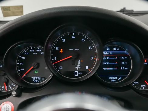 Used 2016 Porsche Cayenne AWD/4WD image 25