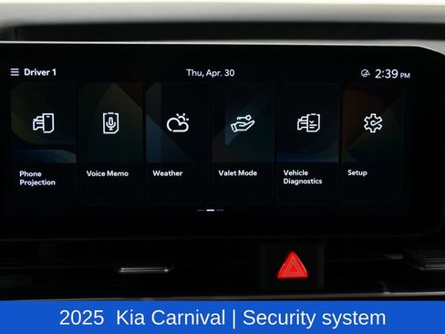 Used 2025 Kia Carnival FWD image 17