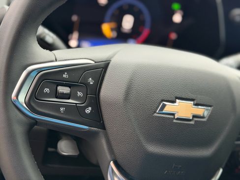 Used 2024 Chevrolet Trax LT w/ Driver Confidence Package image 25