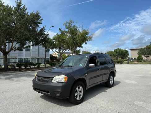 Used 2005 MAZDA Tribute s w/ Package 3 image 2
