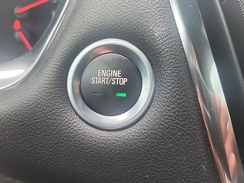 Used 2022 Chevrolet Traverse High Country image 24