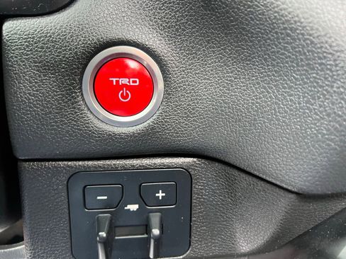 Used 2022 Toyota Tundra TRD Pro AWD/4WD image 37