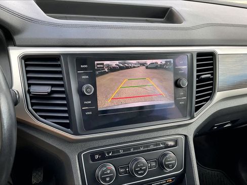 Used 2019 Volkswagen Atlas SE w/ Towing Package image 26