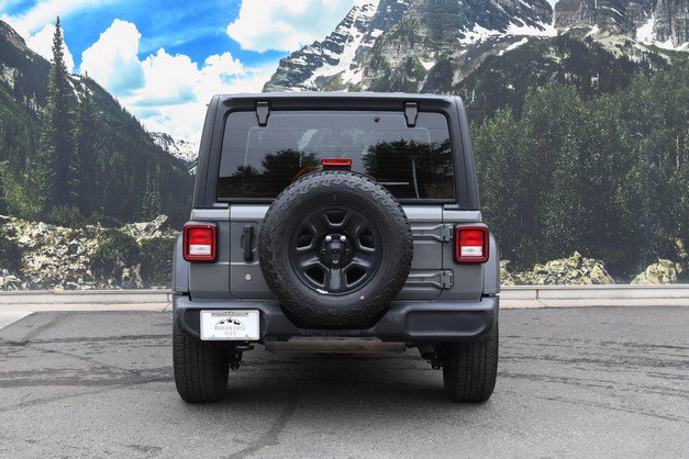 Used 2018 Jeep Wrangler Unlimited Sport AWD/4WD image 10