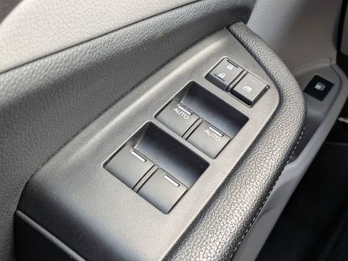 Used 2018 Honda Ridgeline RTL-T image 23