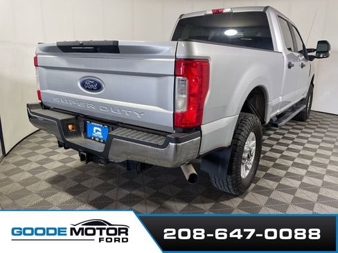 Used 2019 Ford F250 XL w/ STX Appearance Package image 7