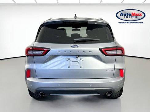 Used 2023 Ford Escape ST-Line Elite w/ Premium Technology Package AWD/4WD image 8