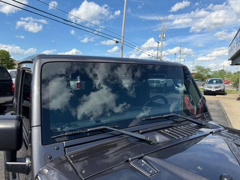 Used 2016 Jeep Wrangler Unlimited Rubicon image 54