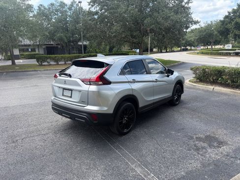 Used 2024 Mitsubishi Eclipse Cross LE AWD/4WD image 8