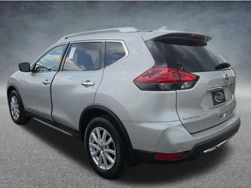 Used 2019 Nissan Rogue SV FWD image 6