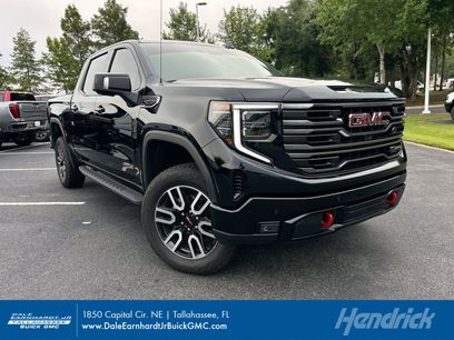Used 2025 GMC Sierra 1500 AT4 w/ AT4 Premium Package