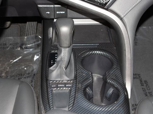 Used 2023 Toyota Camry SE image 22