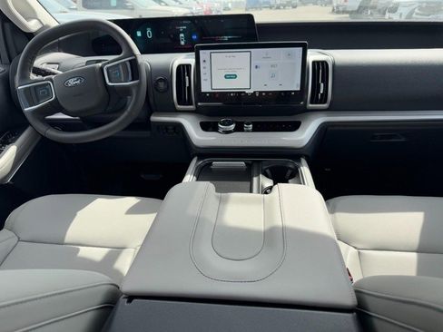 New 2026 Ford Expedition Max Active image 7