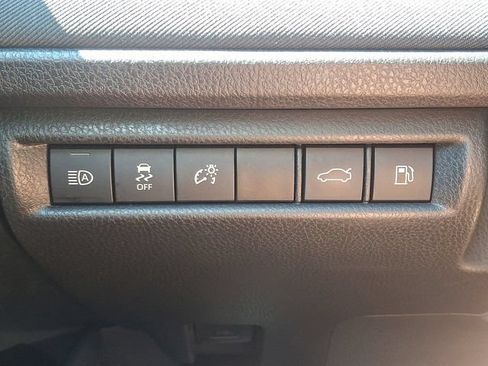 Used 2025 Toyota Camry LE FWD image 24