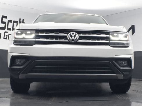 Used 2019 Volkswagen Atlas SE w/ Towing Package FWD image 24