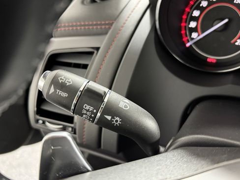 Used 2017 Jaguar F-TYPE R image 21