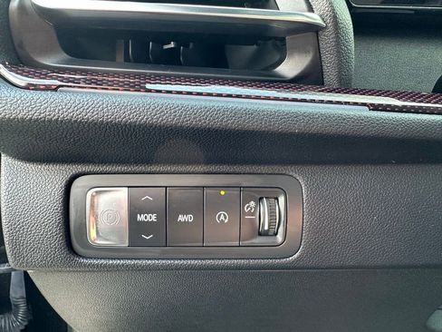 Used 2025 Chevrolet Traverse RS w/ LPO, Floor Liner Package image 4