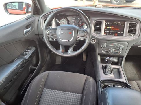Used 2023 Dodge Charger SXT w/ Blacktop Package image 18