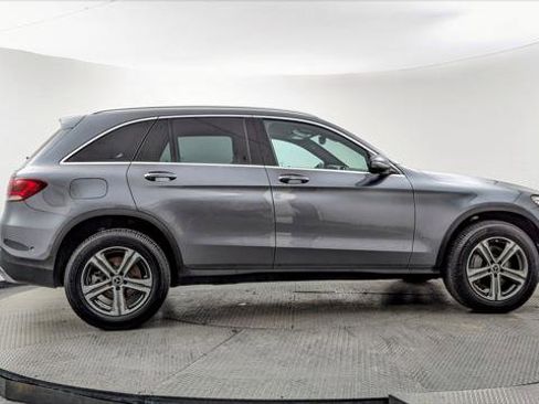 Used 2022 Mercedes-Benz GLC 300 4MATIC image 9