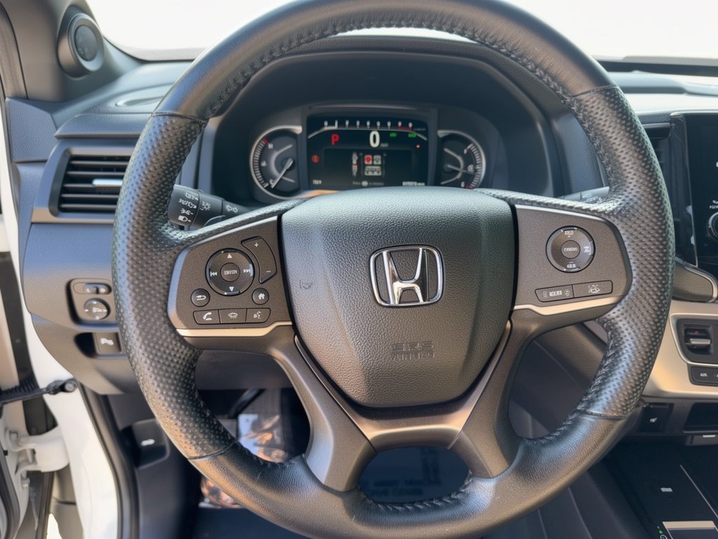 Certified 2025 Honda Passport EX-L image 10
