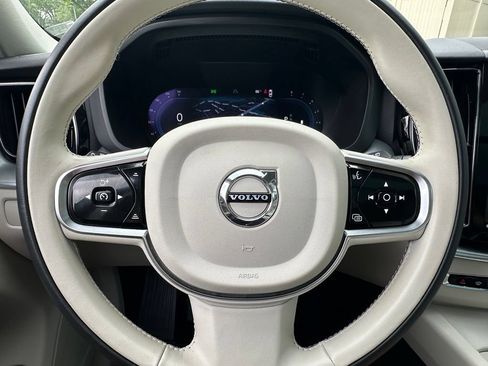 Used 2023 Volvo XC60 B5 Core w/ Protection Package Premier FWD image 27