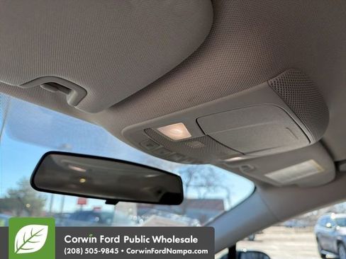 Used 2016 Ford Fusion SE image 18