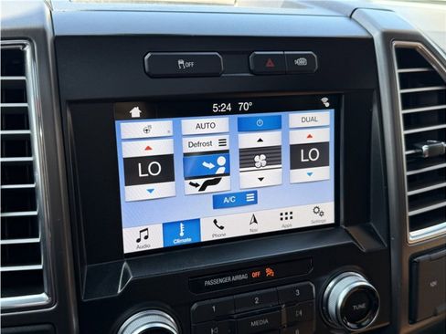 Used 2016 Ford F150 Limited RWD image 49