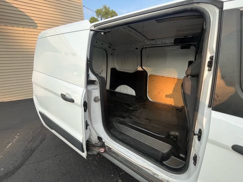 Used 2018 Ford Transit Connect XL FWD image 18