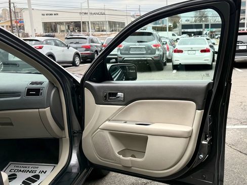 Used 2012 Ford Fusion SEL image 31