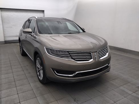 Used 2016 Lincoln MKX Reserve w/ Luxury Package AWD/4WD image 13