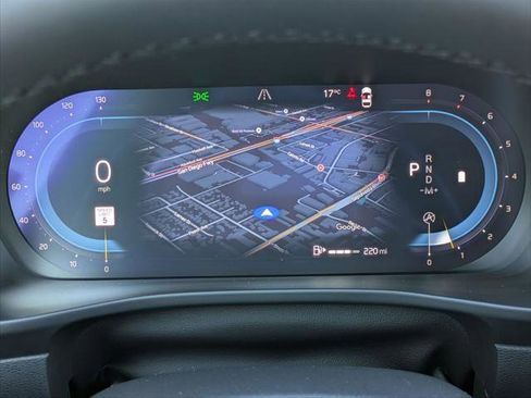 Used 2025 Volvo XC40 B5 Core w/ Protection Package Premier image 16