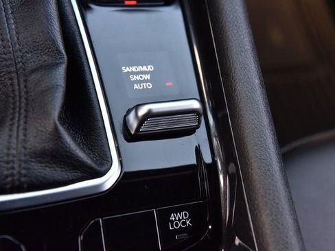 Used 2025 Jeep Compass Latitude image 18