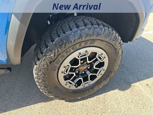 Used 2023 GMC Canyon AT4X w/ Edition 1 image 4