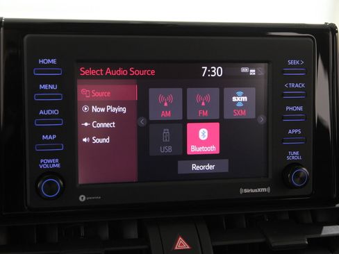 Used 2022 Toyota RAV4 XLE image 11