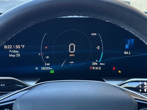 Certified 2024 Cadillac Lyriq Luxury AWD/4WD image 25